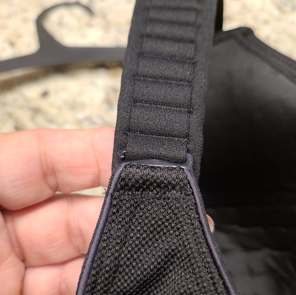 Livi Max Support Wicking Workout Bra - Picture 4 of 7